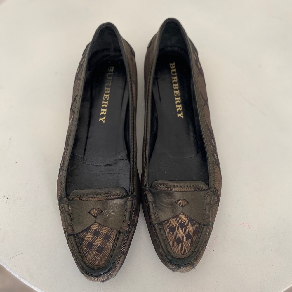 Vintage Burberry loafer flats bronze 36